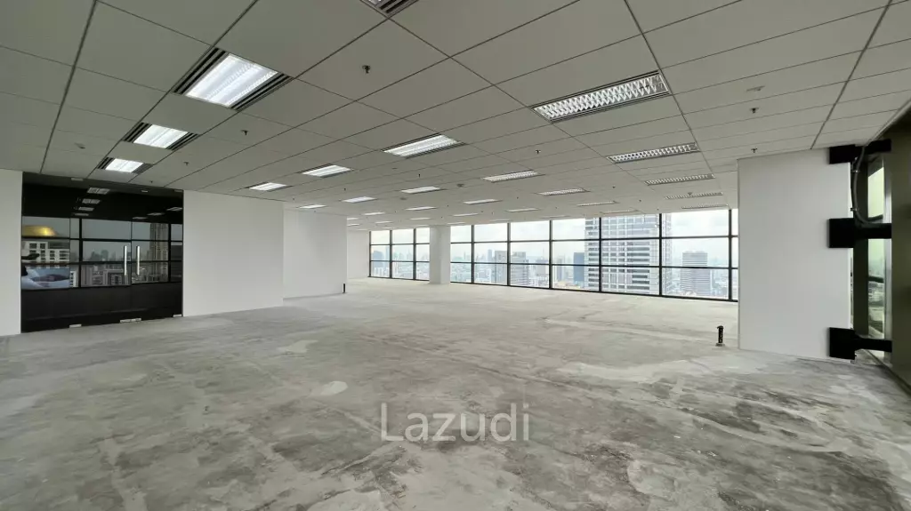 Fully fitted or bare shell office in Gaysorn building