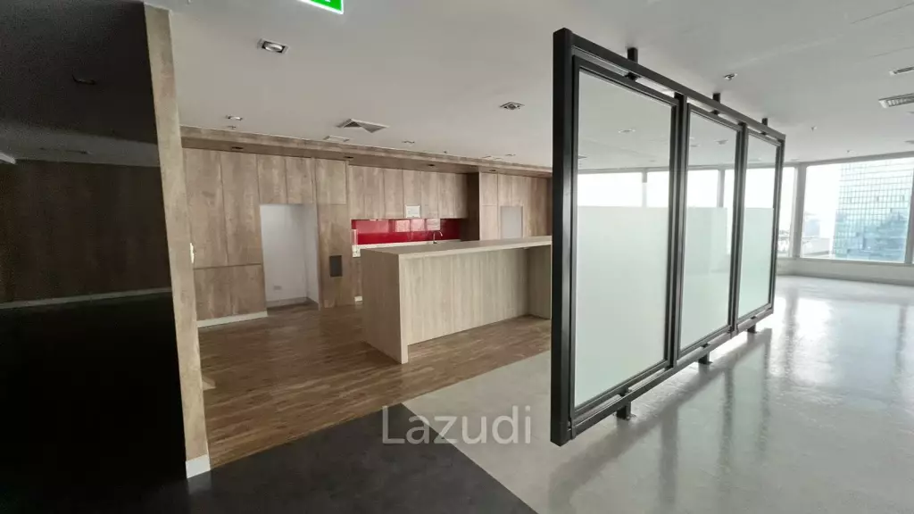 Cooperate office at Chong Nonsri ideal for Head Quarters