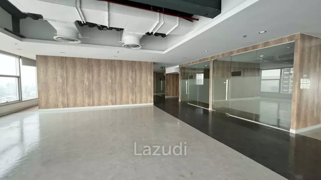 Cooperate office at Chong Nonsri ideal for Head Quarters