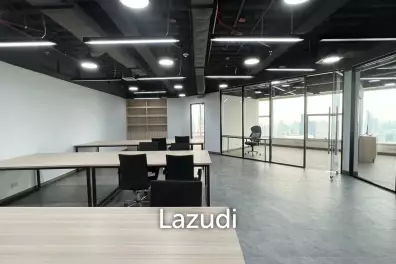 Trendy office at Chong Nonsri ideal for Startup or cool company