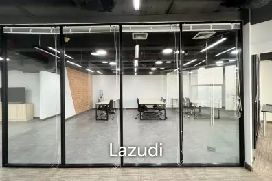 Trendy office at Chong Nonsri ideal for Startup or cool company