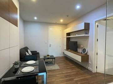 1 Bed 1 Bath 45 SQ.M The Room Sukhumvit 62