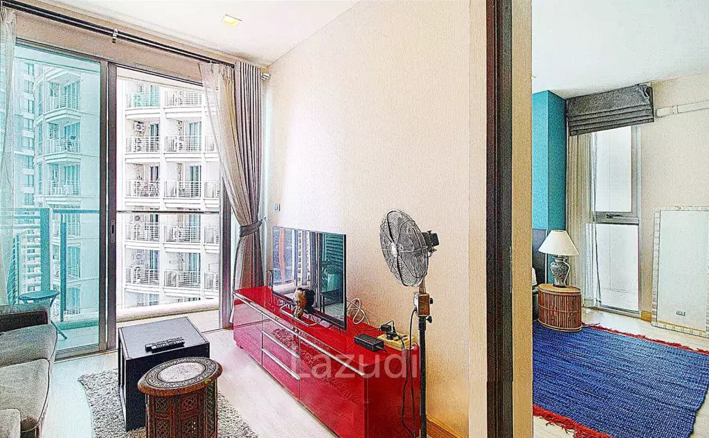 2 Bed 1 Bath 60 SQ.M Sky Walk Condominium