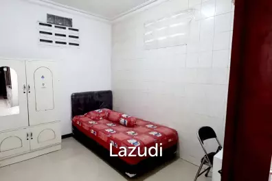 Kost Dekat Universitas Wijaya Kusuma, Mall Ciputra World Surabaya, Mall Lagoon Avenue, Islamic Centre Surabaya