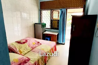 Kost Dekat Universitas Wijaya Kusuma, Mall Ciputra World Surabaya, Mall Lagoon Avenue, Islamic Centre Surabaya