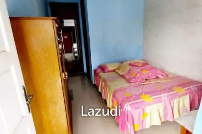 Kost Dekat Universitas Wijaya Kusuma, Mall Ciputra World Surabaya, Mall Lagoon Avenue, Islamic Centre Surabaya