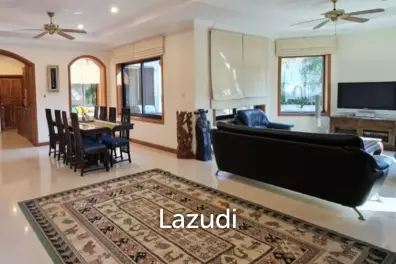 ORCHID VILLA : 3 Bed Pool Villa close to town and Beaches