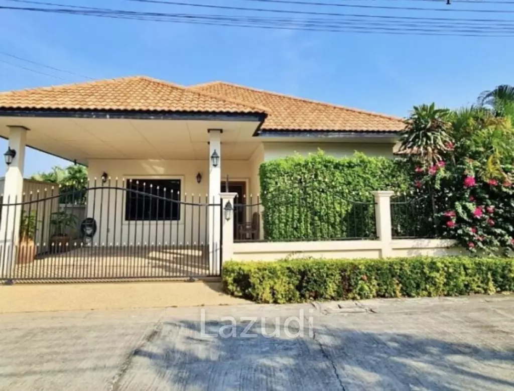 ORCHID VILLA : 3 Bed Pool Villa close to town and Beaches