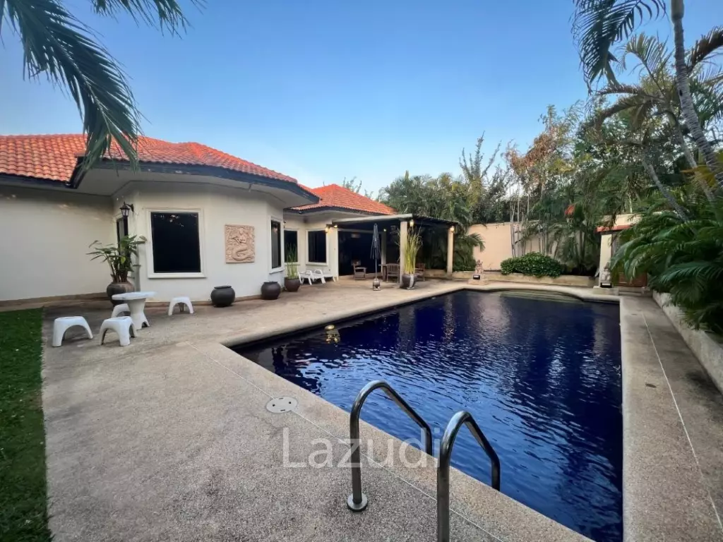 ORCHID VILLA : 3 Bed Pool Villa close to town and Beaches