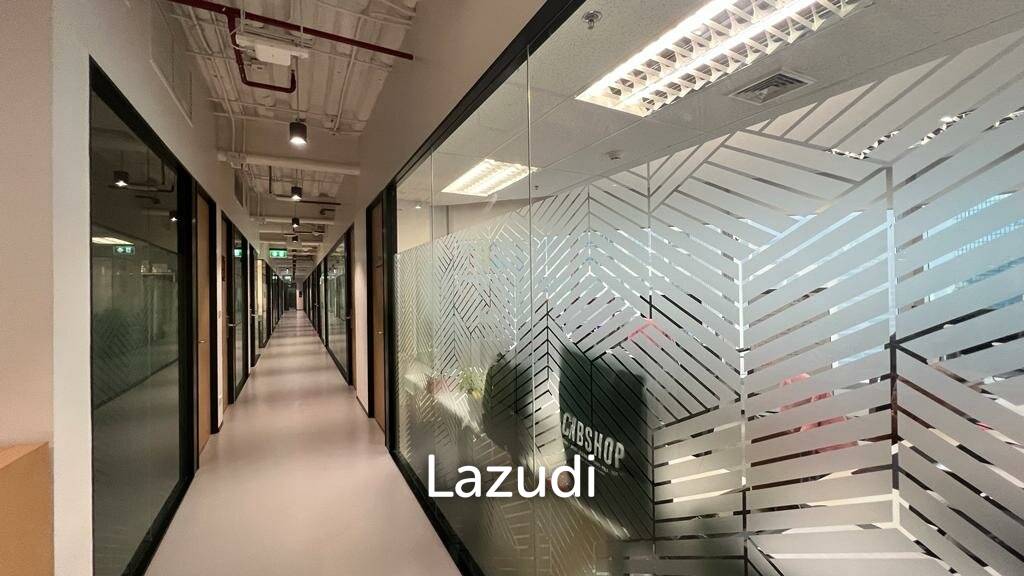 Trendy serviced offices for creative minds at Chong Nonsi BTS