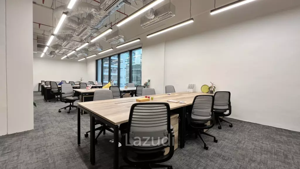 Serviced office, ready to move in at Amarin Tower Chidlom