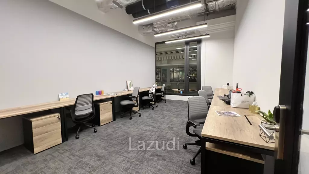 Serviced office, ready to move in at Amarin Tower Chidlom