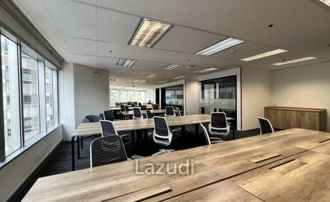Serviced office full of extra facilities at All Seasons Place