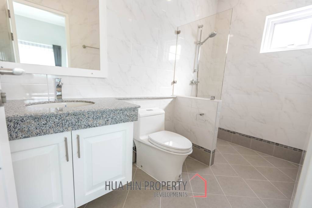 3 bed 2 Bath 128 SQ.M  Emerald Valley Hua Hin