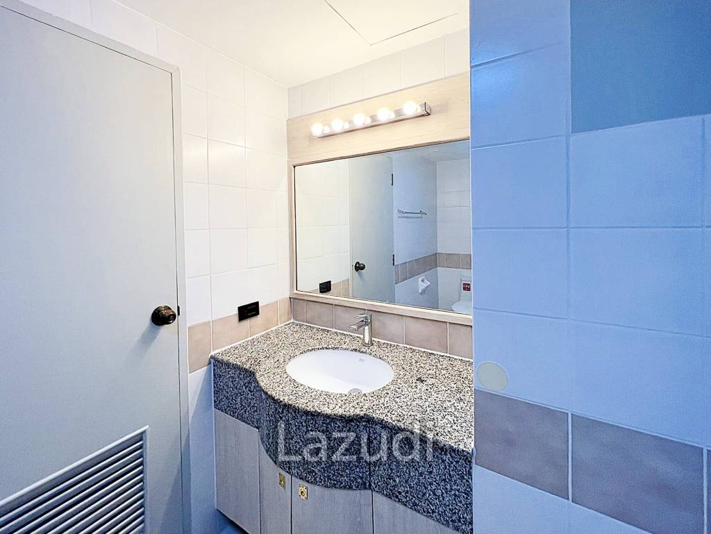 160 SQ.M 3 Bed 3 Bath  Baan Chan Condominium