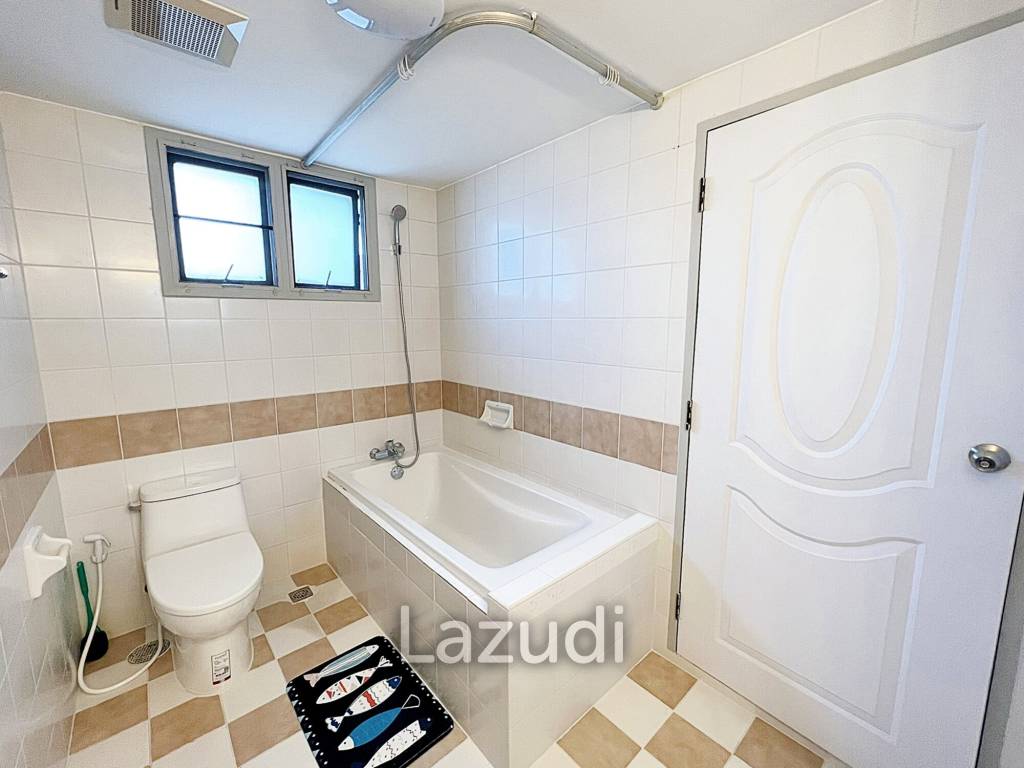 160 SQ.M 3 Bed 3 Bath  Baan Chan Condominium