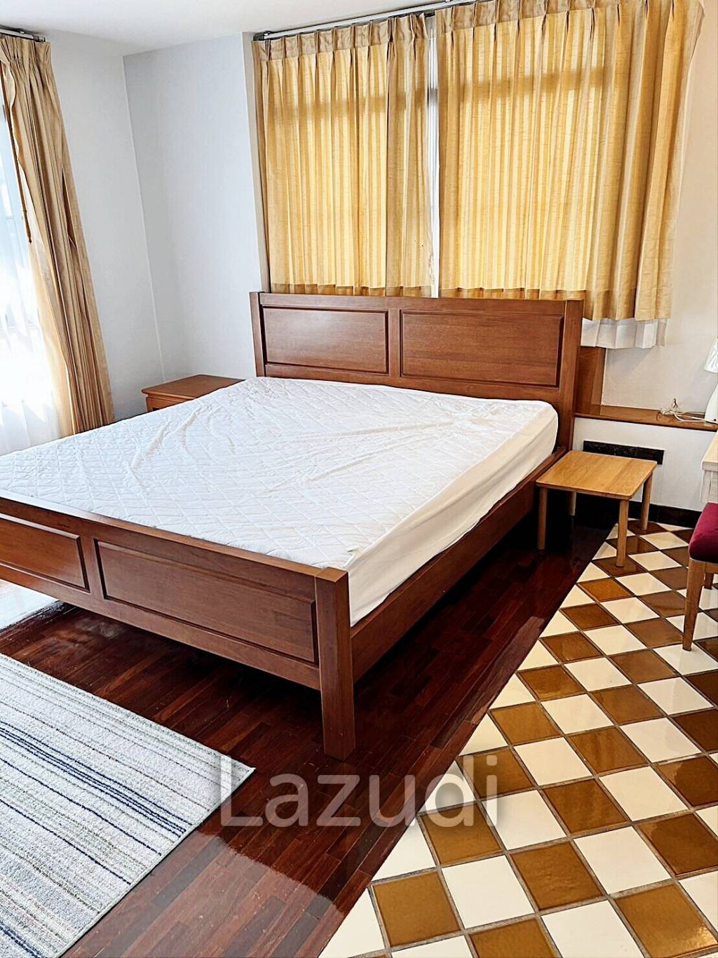 160 SQ.M 3 Bed 3 Bath  Baan Chan Condominium