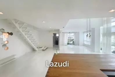 Serene Place Sukhumvit24 - BTS Phrom Phong - Duplex