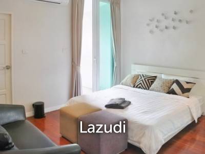 200 Sqm 3 Bed 2 Bath Townhouse in Ekkamai 12