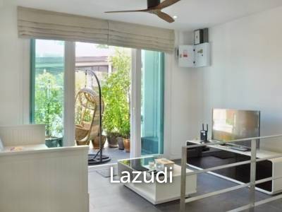 200 Sqm 3 Bed 2 Bath Townhouse in Ekkamai 12