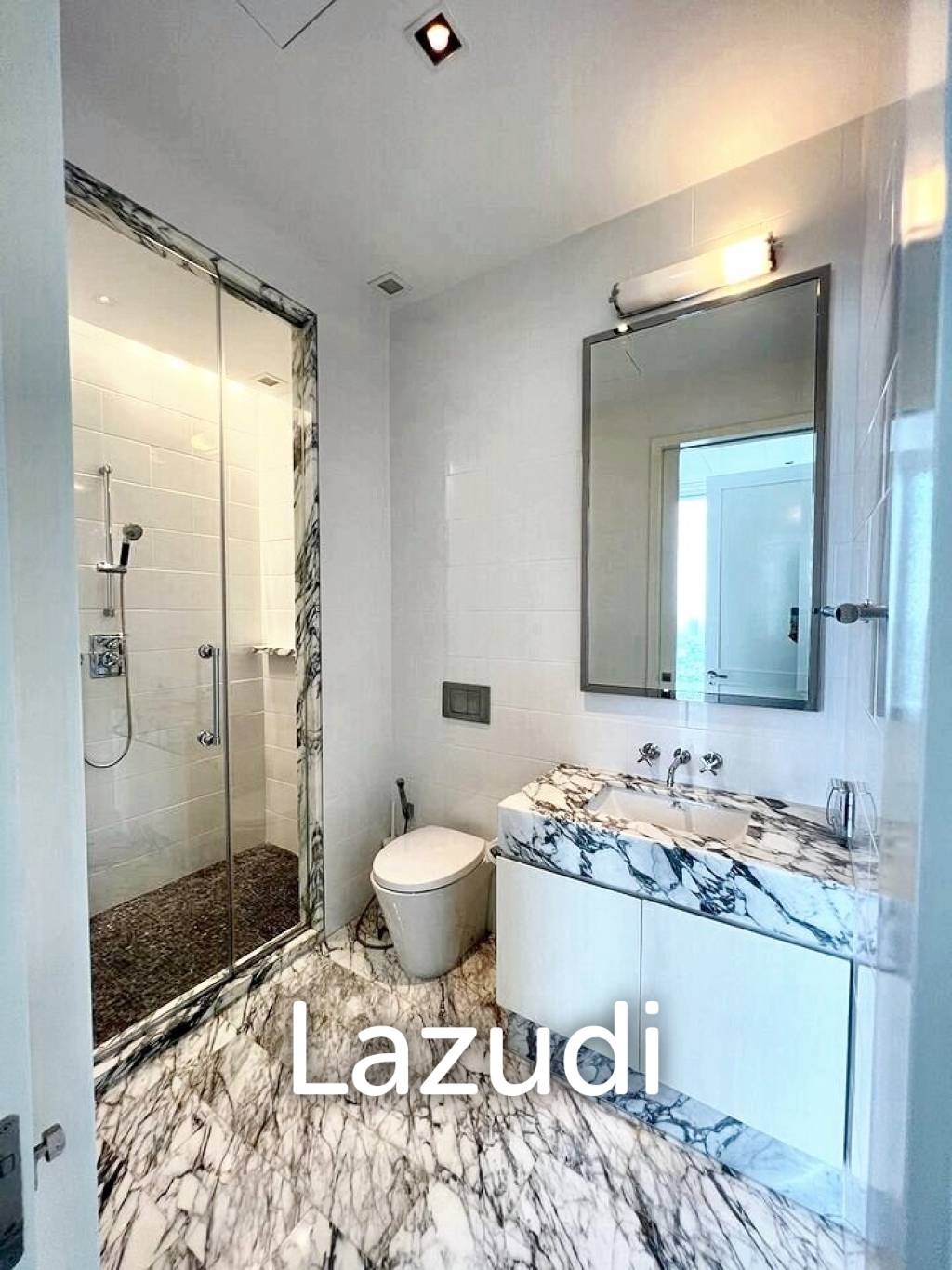 126   Sqm 2 Bed 3 Bath Condo For Sale and Rent
