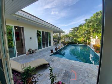 WOODLAND RESIDENCE : 3 bed stunning pool villa
