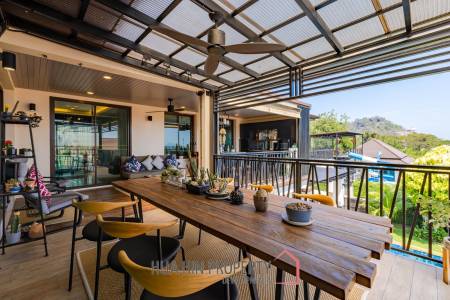Stunning 5 Bedroom Pool Villa very Close to Central Hua Hin
