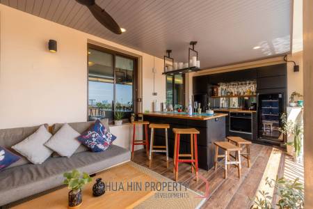 Stunning 5 Bedroom Pool Villa very Close to Central Hua Hin