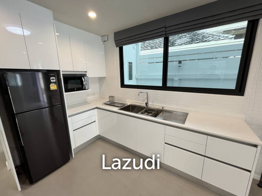 4 Bed 4 Bath 400 Sqm Detached house for Rent