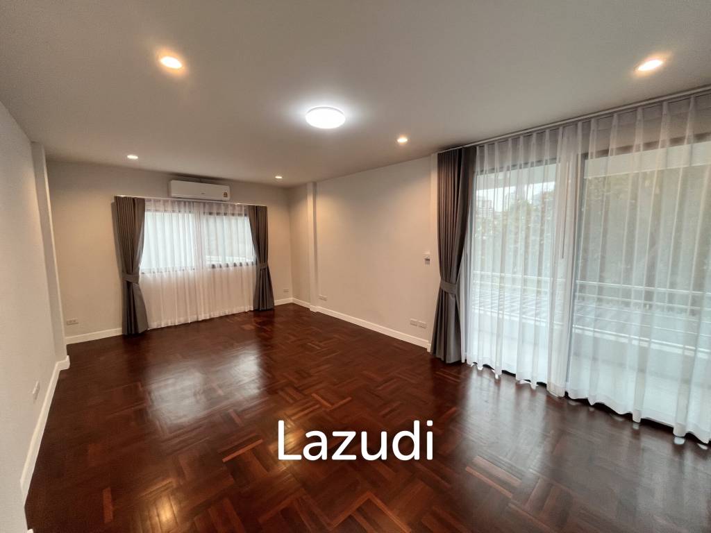 4 Bed 4 Bath 400 Sqm Detached house for Rent