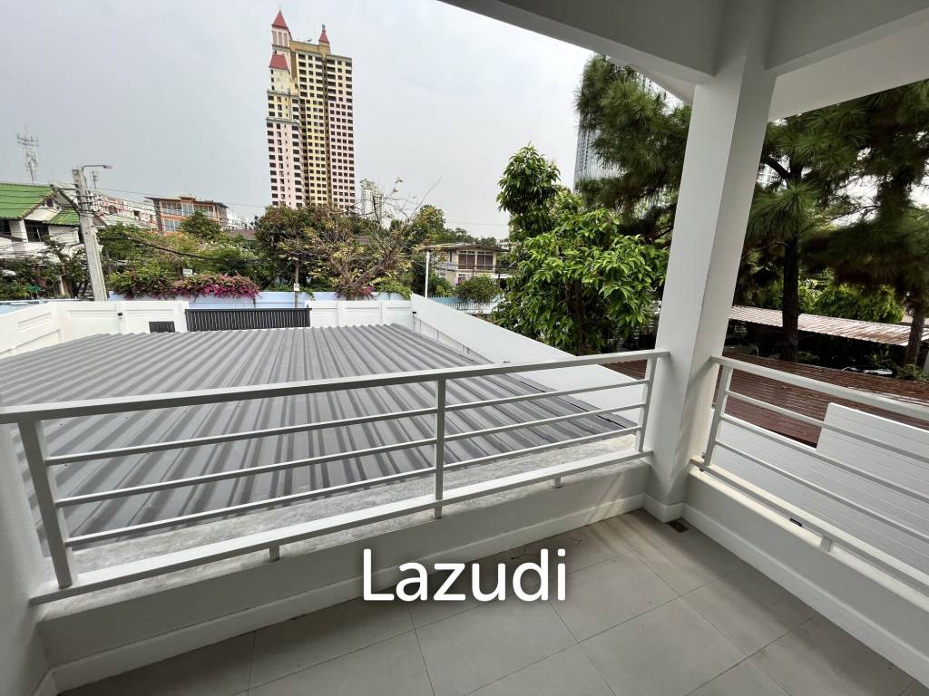 4 Bed 4 Bath 400 Sqm Detached house for Rent