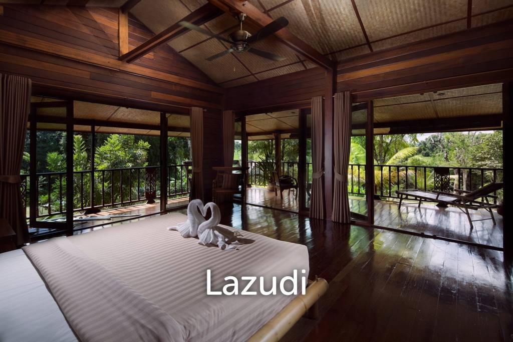 Succesful boutique home-stay for business or luxury residence near Black House