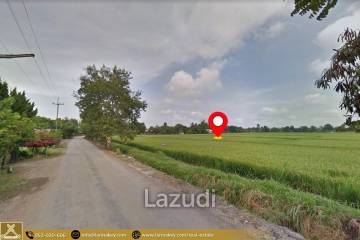 Selling a large plot of land next to the village.