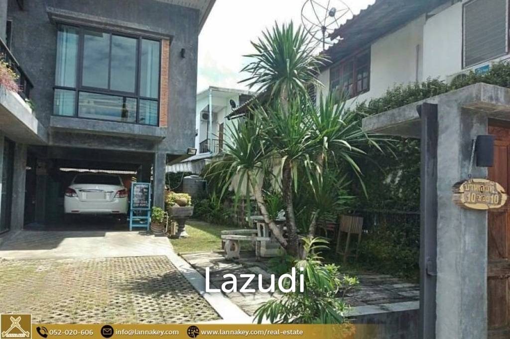House for sale in a prime location in front of the school.