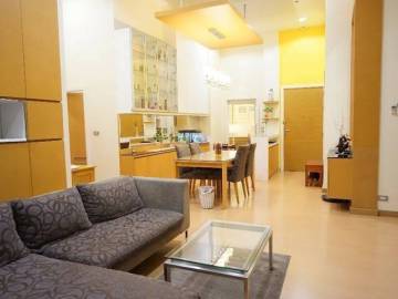 3 bedroom penthouse for sale with a tenant at 59 Heritage
