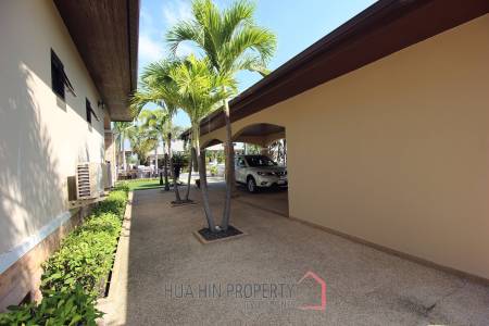Spacious Holiday Home in Downtown Cha Am For Sale!