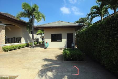 Spacious Holiday Home in Downtown Cha Am For Sale!