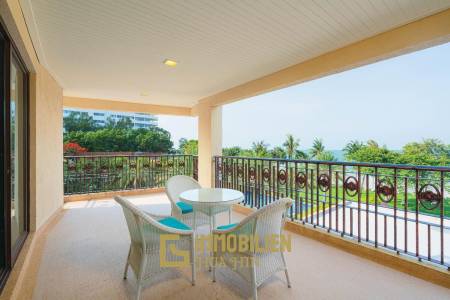 3rd Floor Beachfront Condo with Direct Sea Views