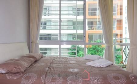 The Breeze: Bedroom Condo Walking Distance To The Beach