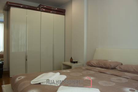 The Breeze: Bedroom Condo Walking Distance To The Beach