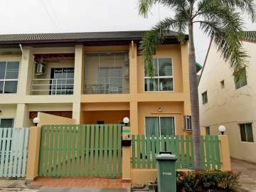 Townhouse for rent at Green Field Villa 3