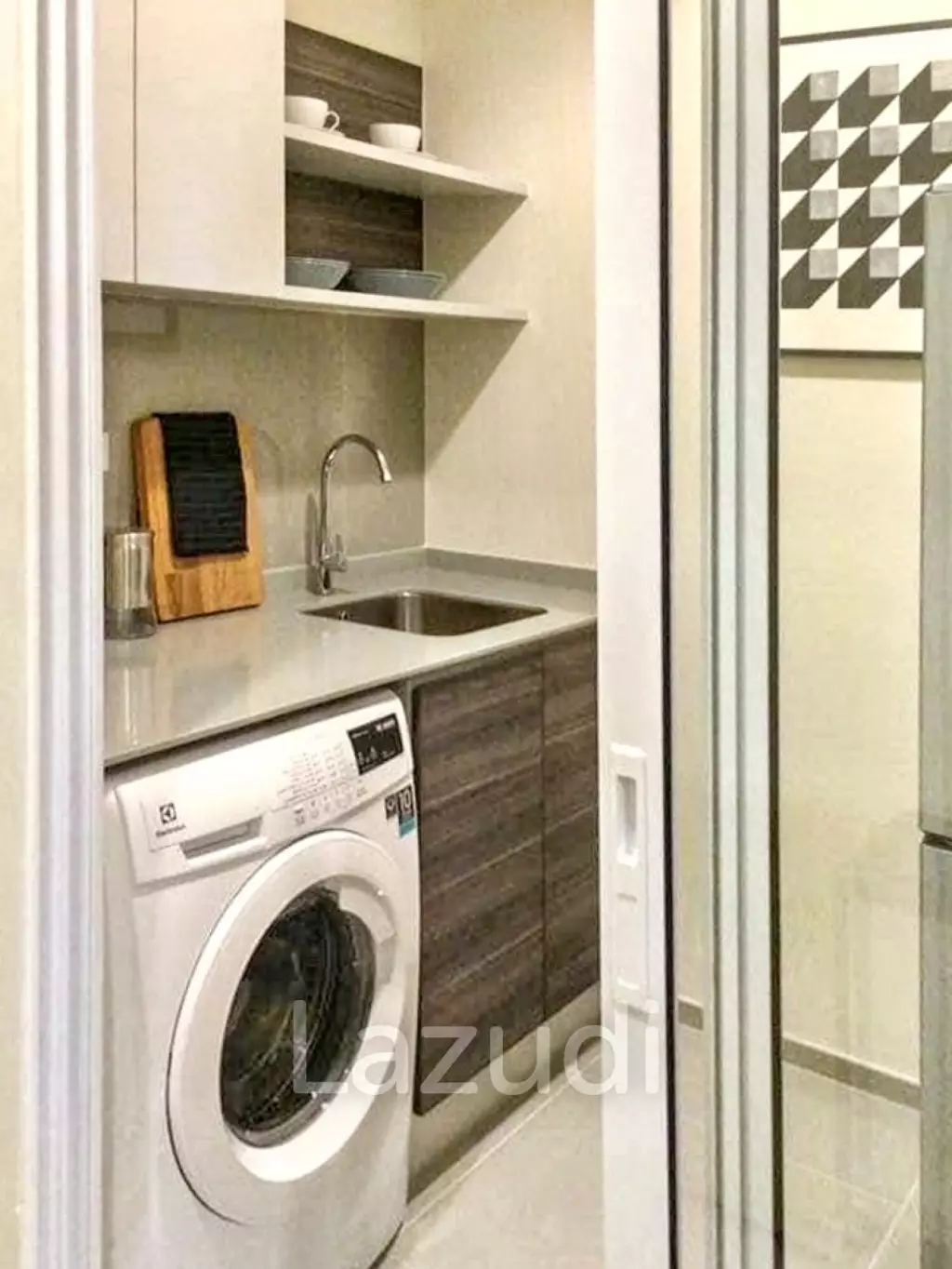 1 Bed 1 Bath 31 Sqm Condo For Sale at Centric Ratchada -Huaikwang
