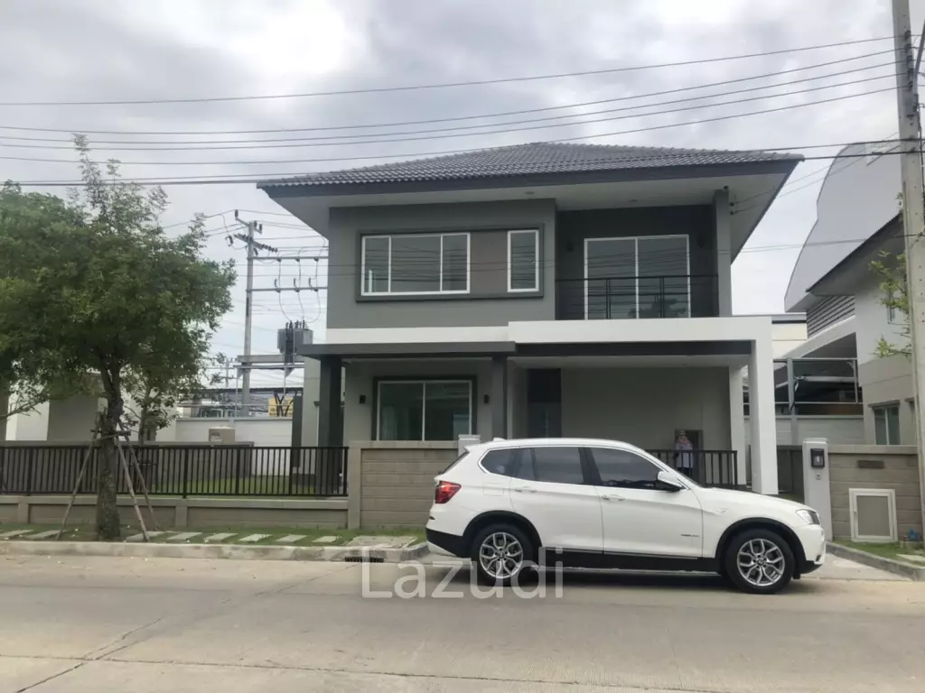 3 Bed 3 Bath Detached house 180 Sqm for Sale