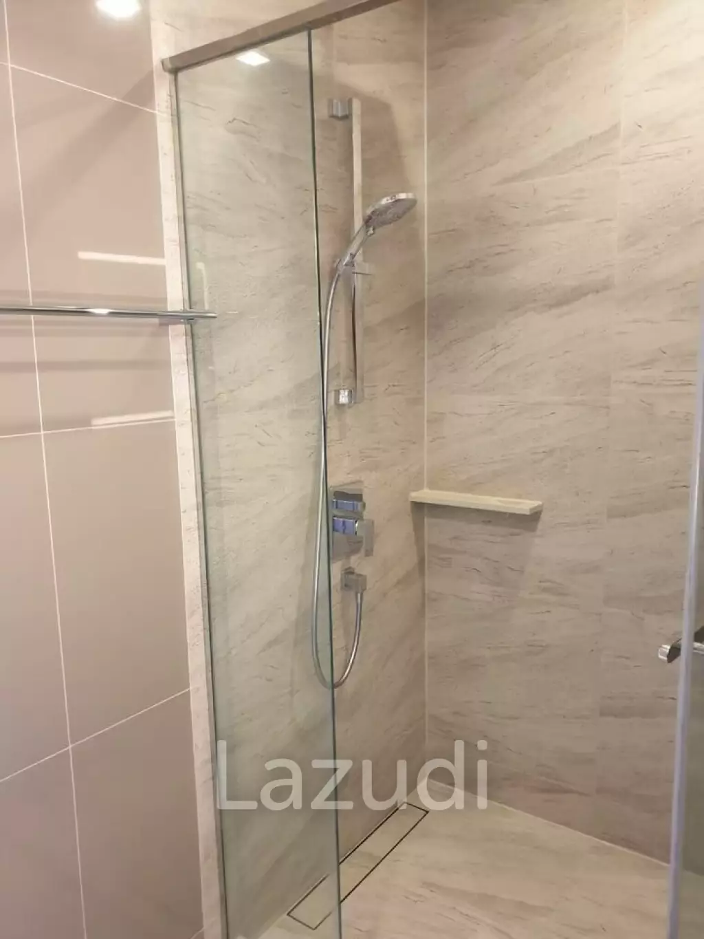 1 Bed 1 Bath 35 Sqm Condo For Rent and Sale