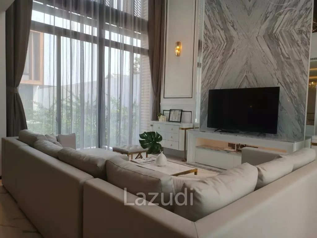 4 Bed 7 Bath Detached house for Sale 304 Sqm