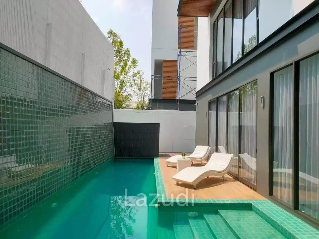 4 Bed 7 Bath Detached house for Sale 304 Sqm