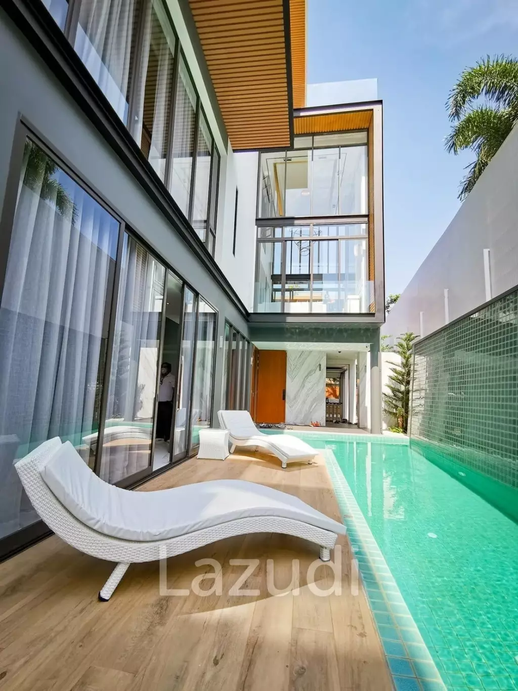 4 Bed 7 Bath Detached house for Sale 304 Sqm