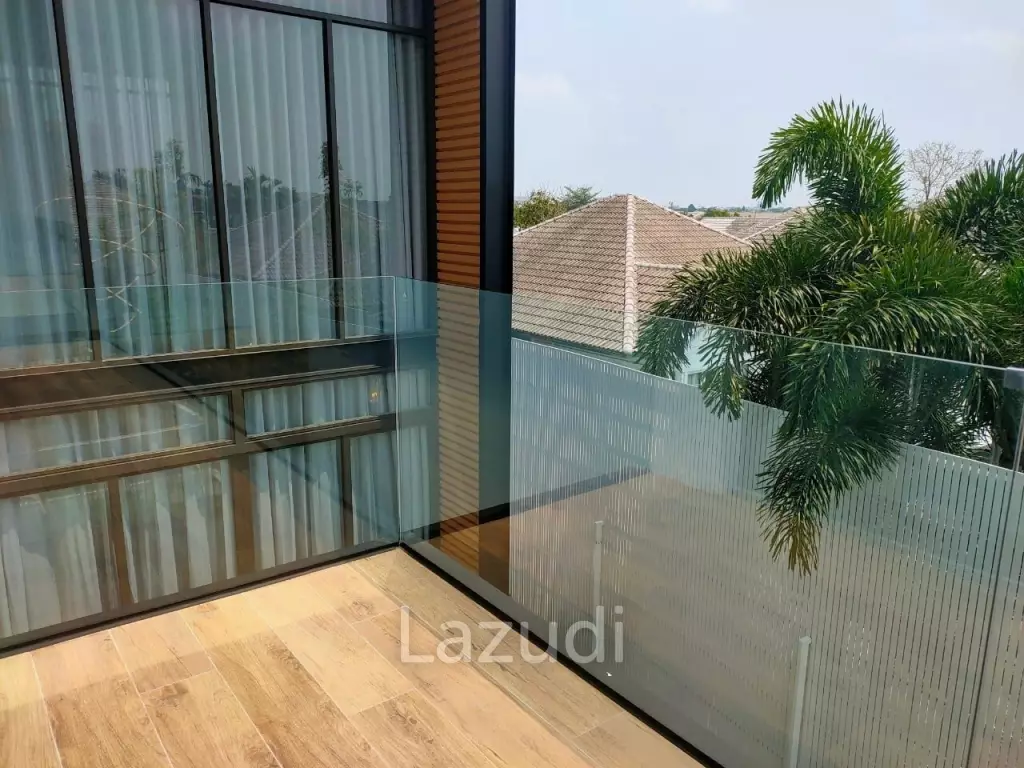4 Bed 7 Bath Detached house for Sale 304 Sqm