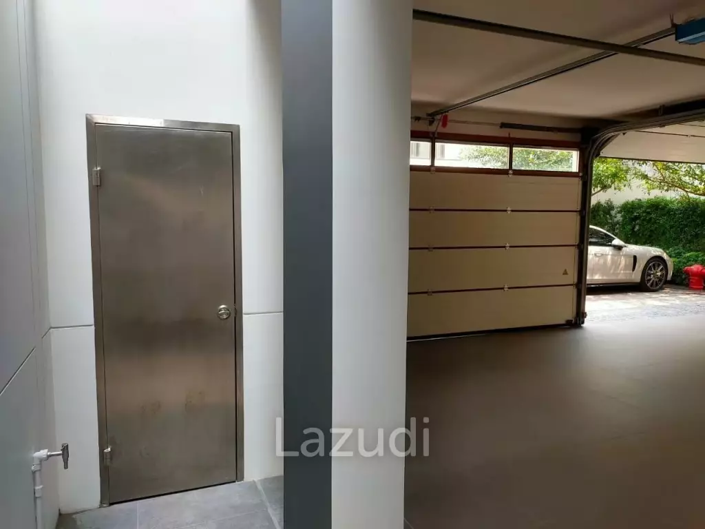 4 Bed 7 Bath Detached house for Sale 304 Sqm