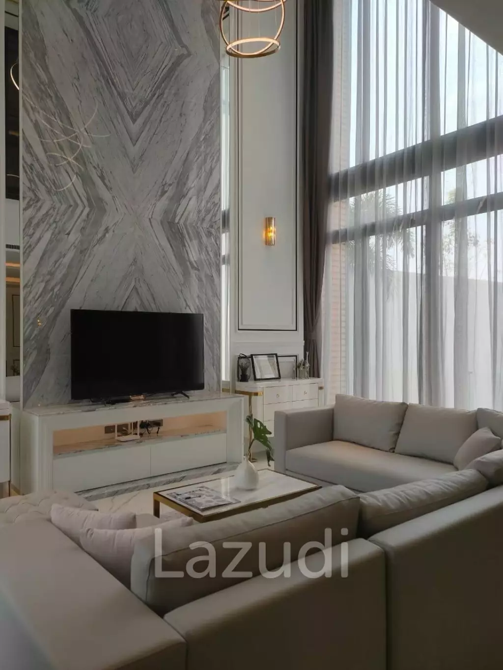 4 Bed 7 Bath Detached house for Sale 304 Sqm